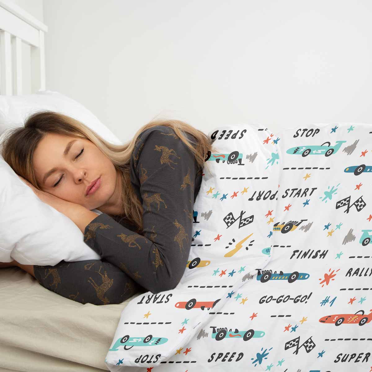 Original Therapiedecke - Baumwoll Bettwäsche Set Weiß mit Rennautos