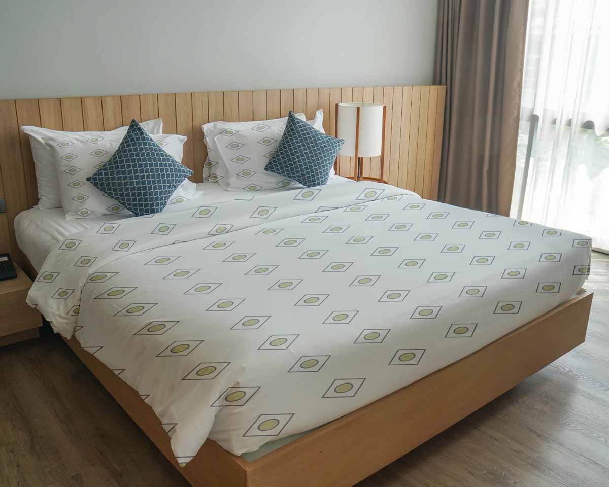 Original Therapiedecke - Baumwollbezug Weiß mit grünen Kreisen