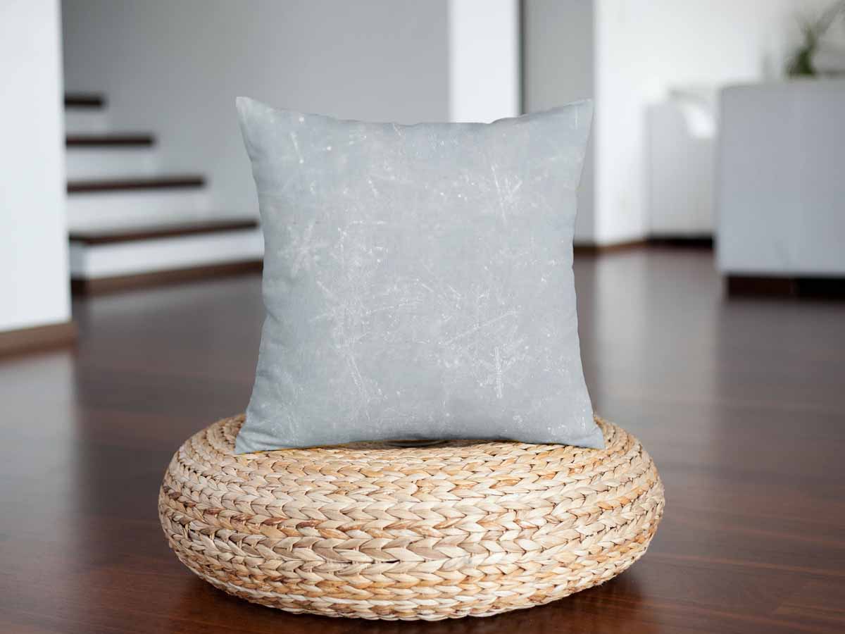 Gezondheidskussen grijs met sneeuwvlokken