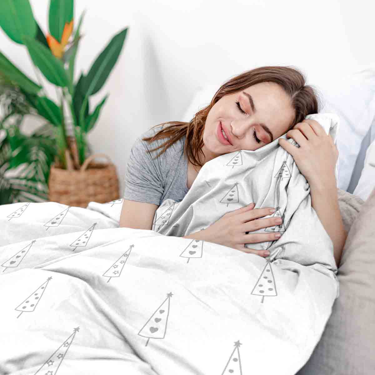 Original Therapiedecke - Baumwoll Bettwäsche Set Weiß mit grauen Tannenbäumen