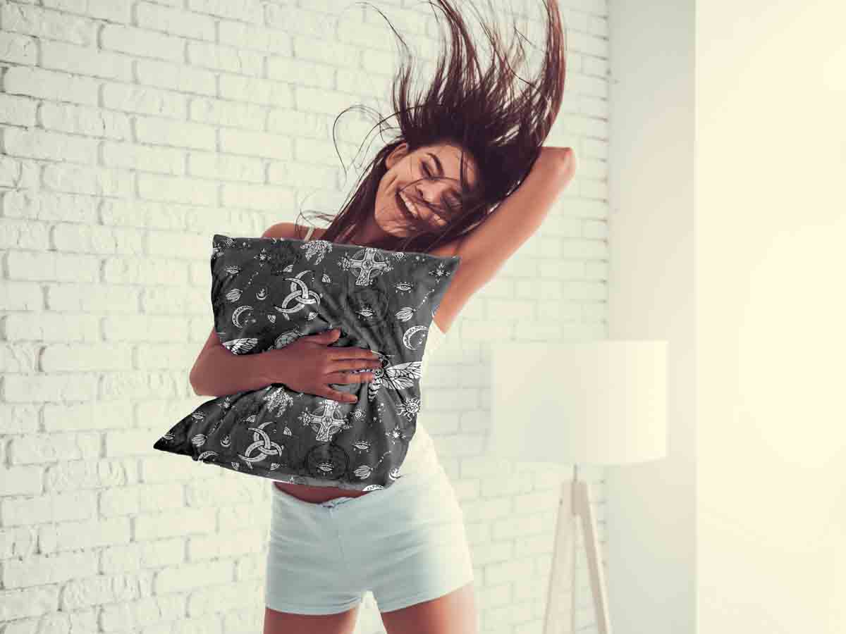 Gesundheitskissen Schwarz Grusel Libelle