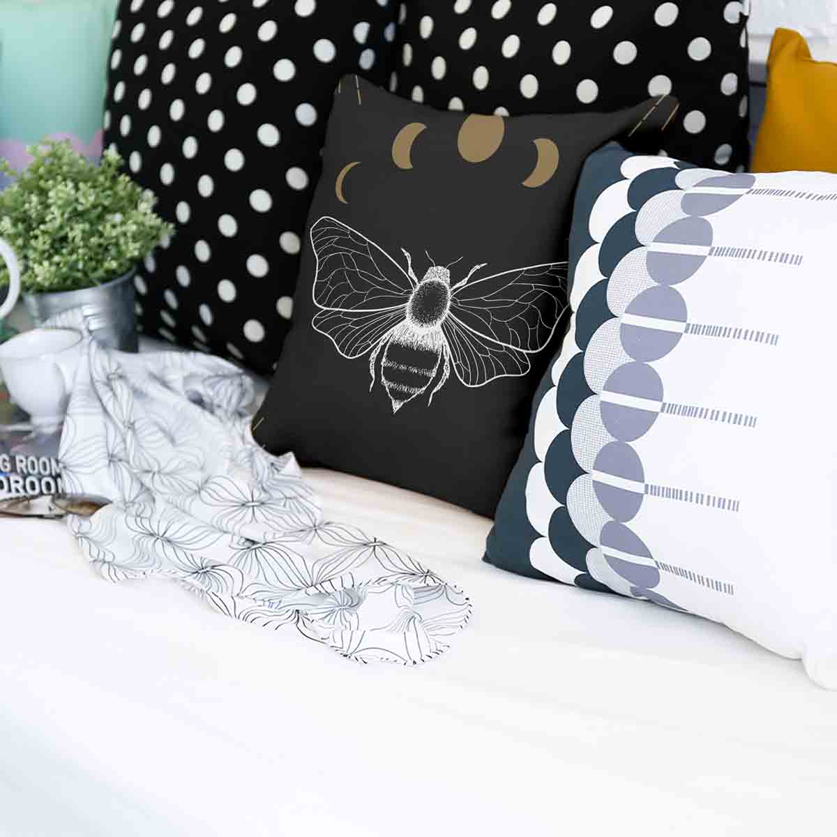 Gezondheidskussen zwart met motte