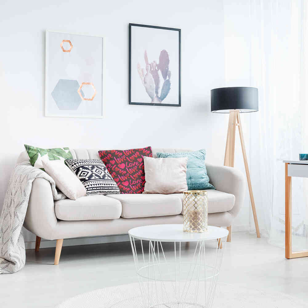 Gezondheidskussen Zwart met opschrift Love