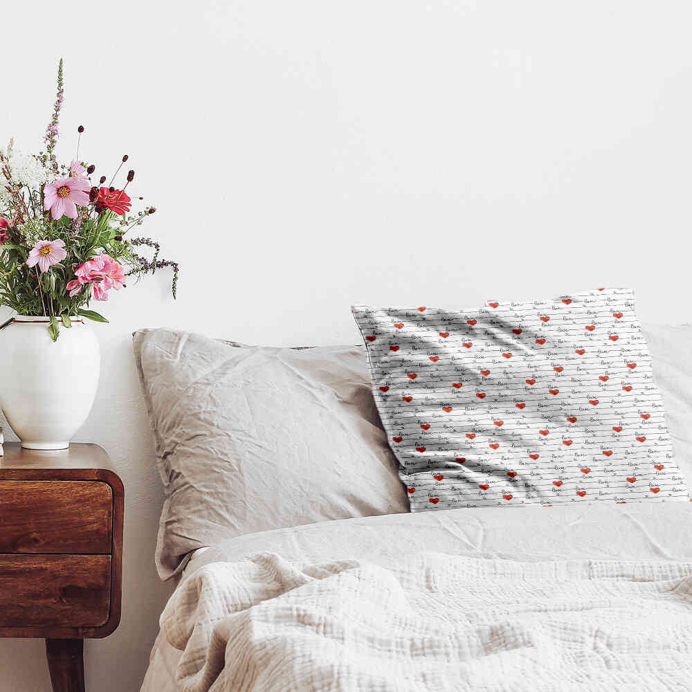 Gezondheidskussen wit met Love opschrift