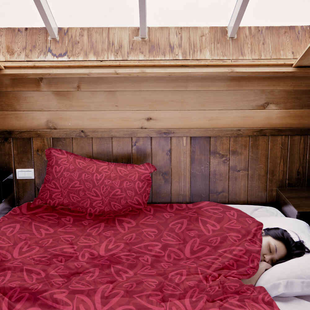Therapiedekens beddengoed set rood met roze hartmotief