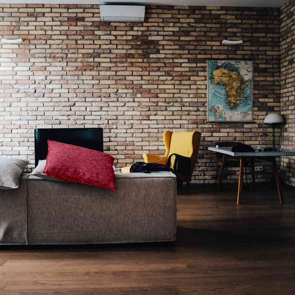 Gezondheidskussen rood met roze hartmotief