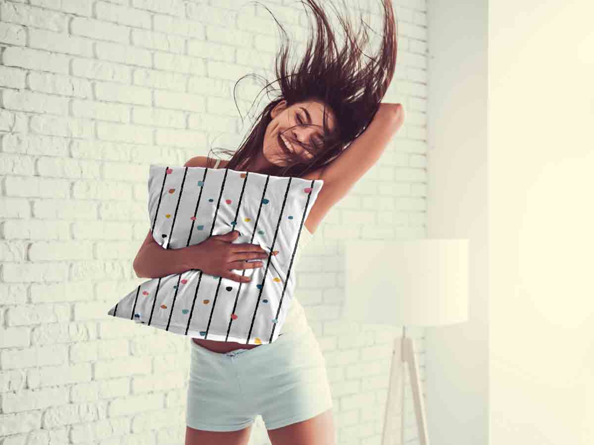 Gezondheidskussen met gekleurde stippen