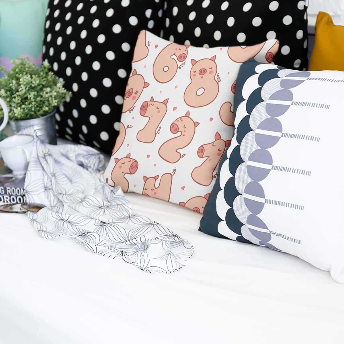 Gesundheitskissen Weiß mit Zahlen und Schweinen