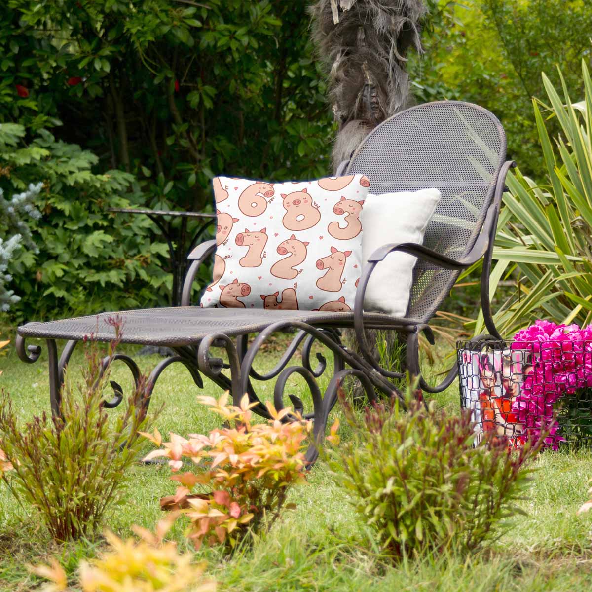 Gesundheitskissen Weiß mit Zahlen und Schweinen