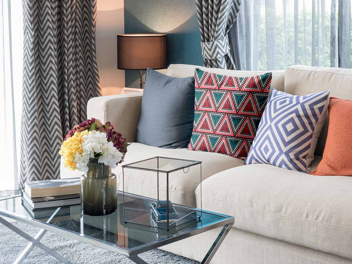 Gesundheitskissen mit bunten Dreiecken