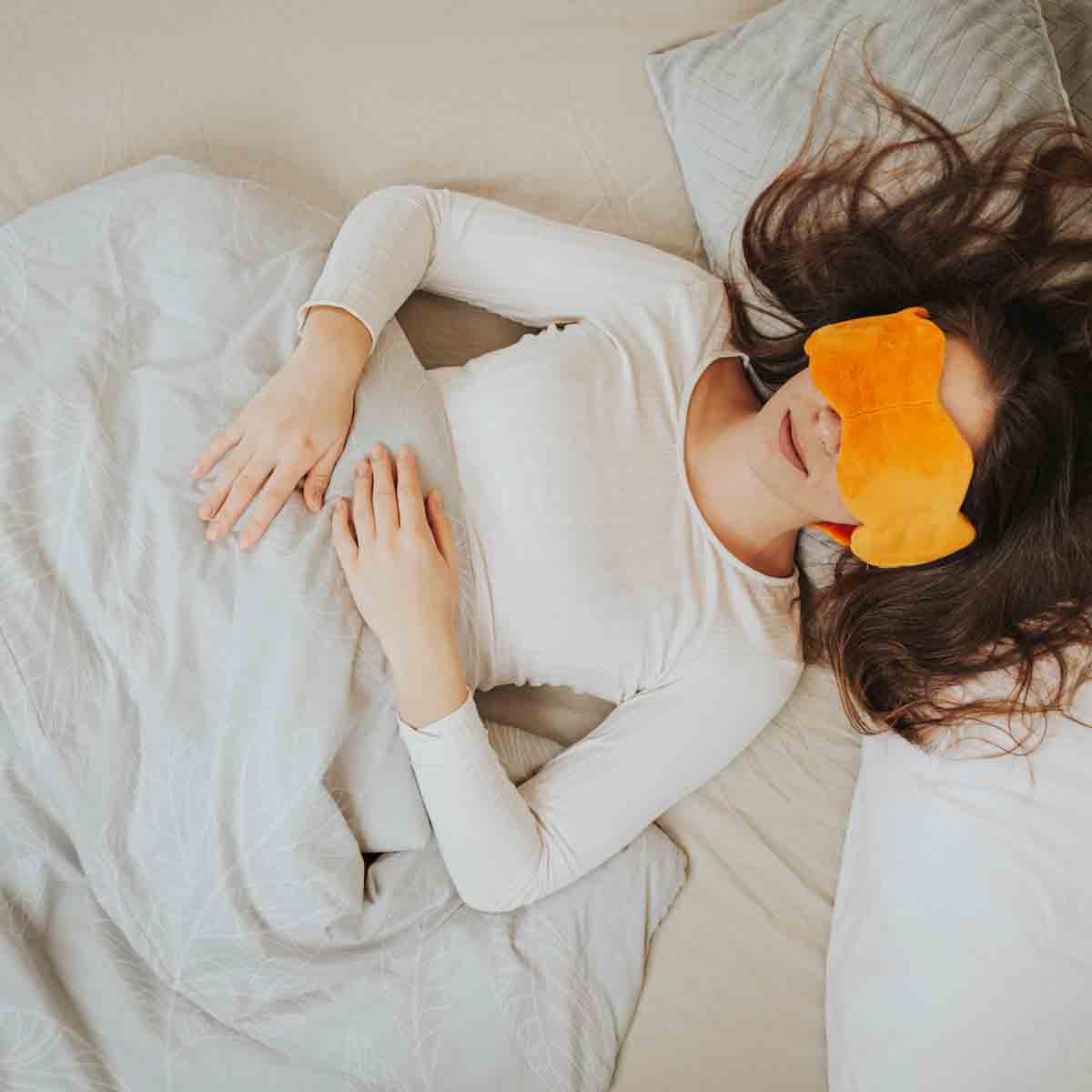 Original Therapiedecke - Baumwoll Bettwäsche Set Beige mit hellen Blättern