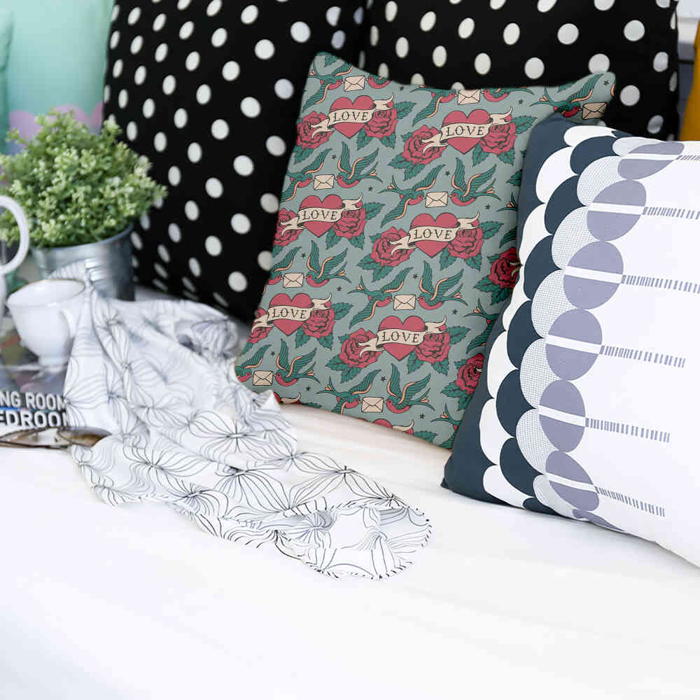 Gesundheitskissen Love Tattoo