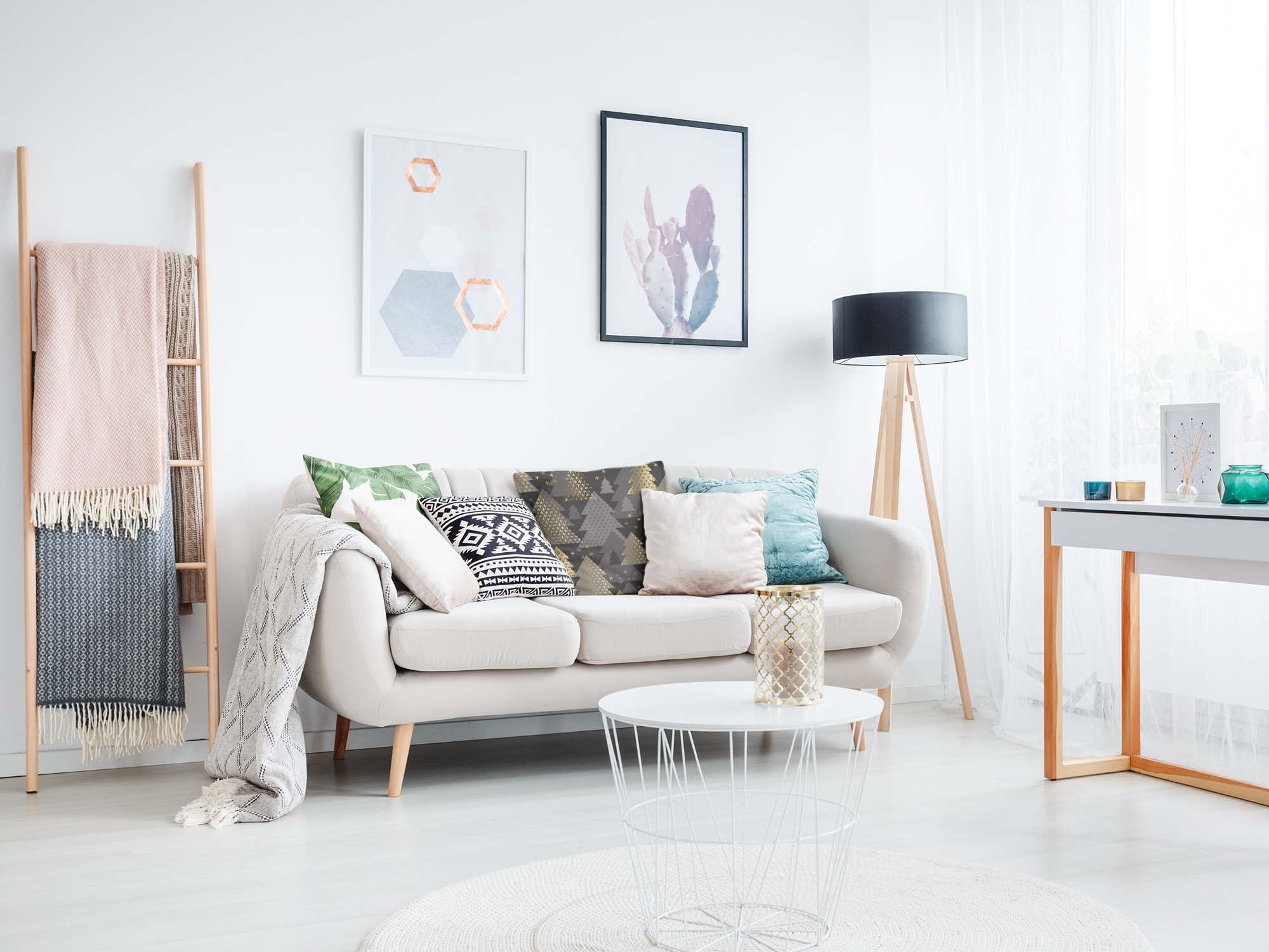 Gezondheidskussen met gouden dennenbomen