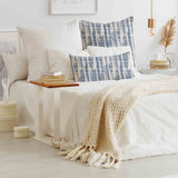 Gezondheidskussen met blauw patroon