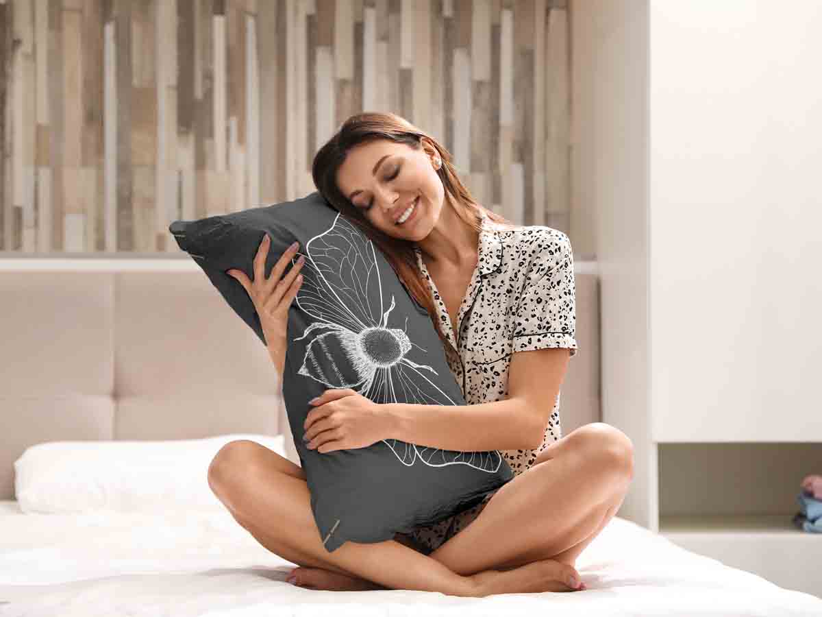 Gezondheidskussen zwart met motte