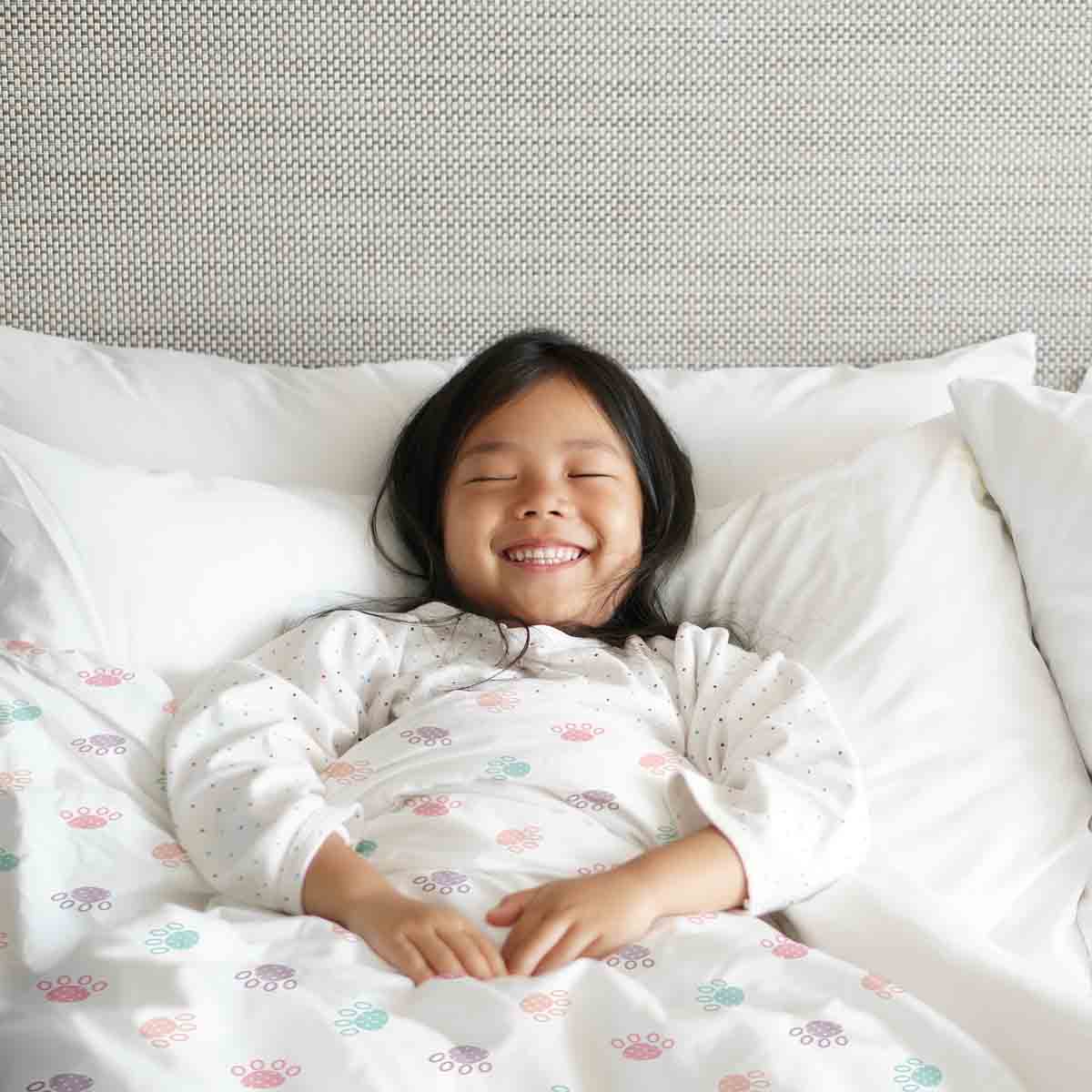 Therapiedekens beddengoed set wit met gekleurde pootafdrukken